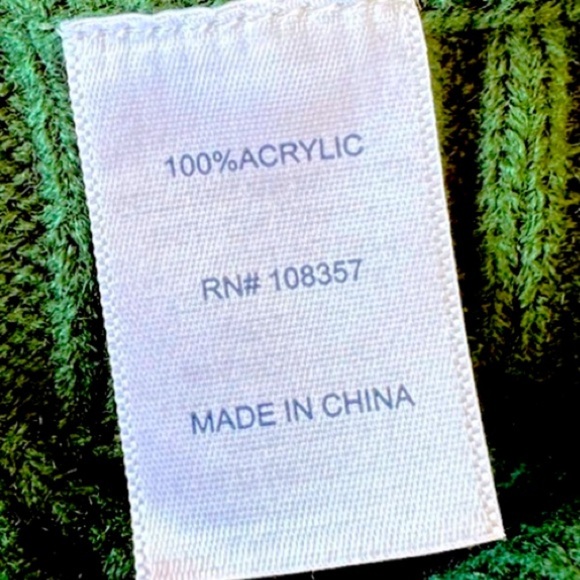 St. Johns Bay Dark Forest Green Cable Knit Sweater Poncho Size L - Picture 7 of 8